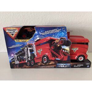 Monster Jam Launch & Go Hauler Playset with Exclusive Max-D Truck Hauls 8 Trucks